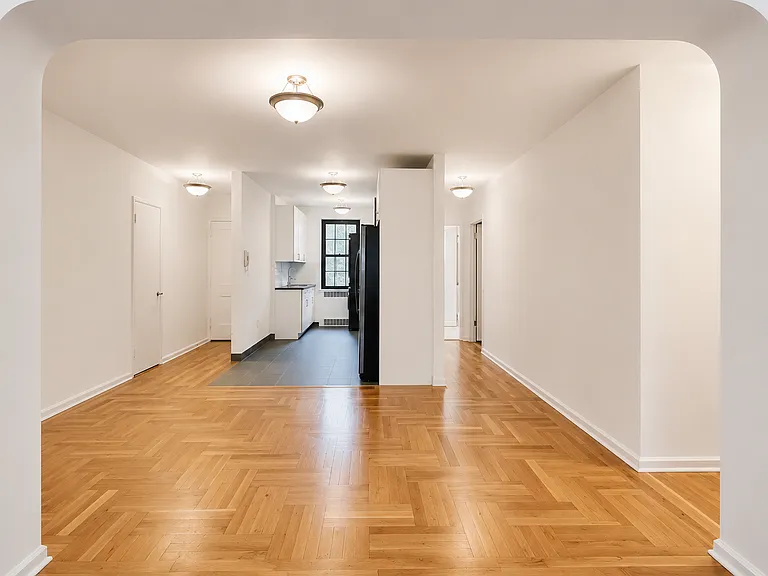 700 Fort Washington Ave #5B — Photo 3
