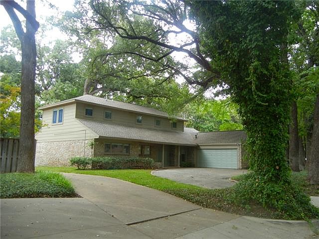 1st image of 2912 Owenwood Dr