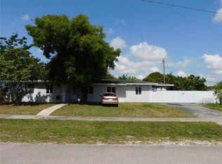 16020 SW 98th Ct, Miami, FL 33157