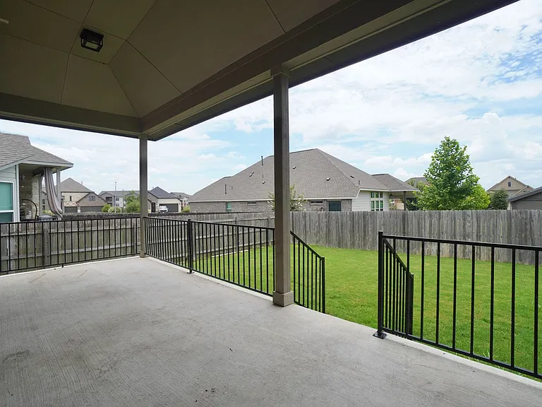 6650 Verona Pl — Photo 35