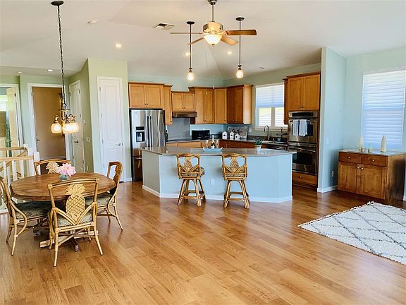 3rd image of 47 Nohoana Pl