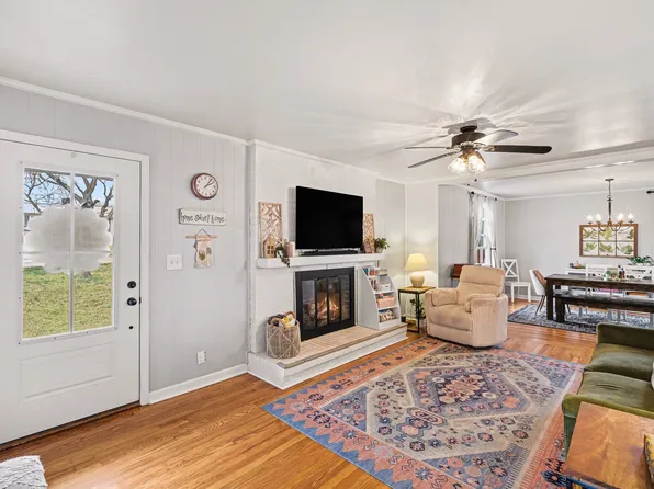 104 Darden Pl, Columbia, TN 38401