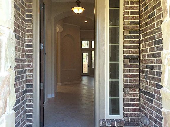 4th image of 23306 Rich Plaza Dr