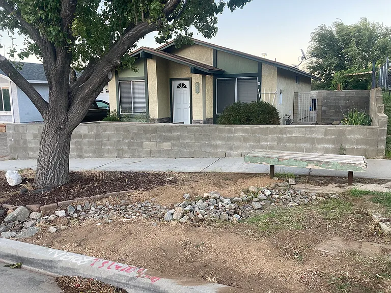 Blueflax Ave — Photo 16
