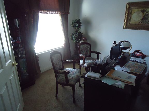 4th image of 9812 Mountain Vista Cir