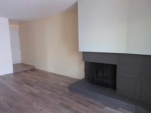 3rd image of 3741 Alcamo Pl APT B
