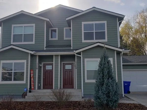 1328A E 6th St, Deer Park, WA 99006