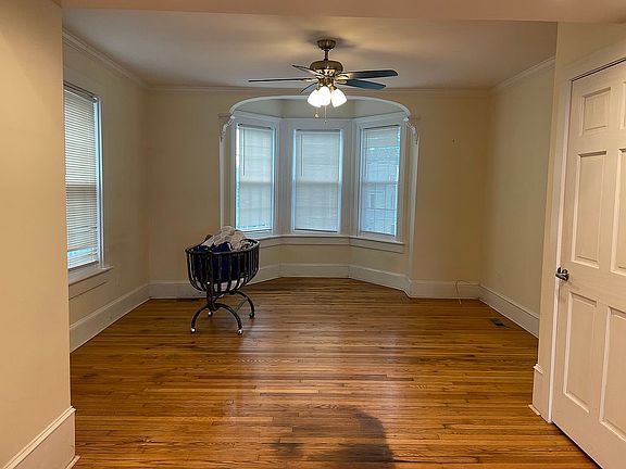4th image of 145 W Main St