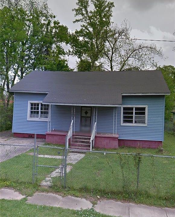 1st image of 2740 Hickory St
