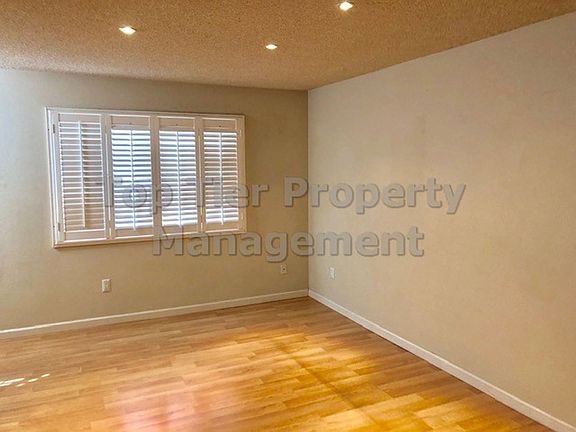2nd image of 1803 Chinquapin Ct APT F