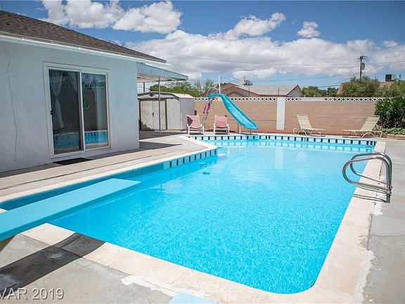 2nd image of 3104 Glenhurst Dr