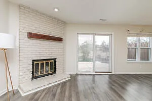 1992 N Waterfront Dr N #D — Photo 6