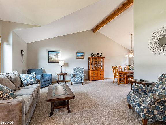 4th image of 8030 Highfield Ct