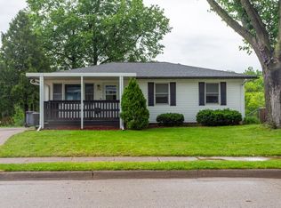1752 Sarah St, Dubuque, IA 52001