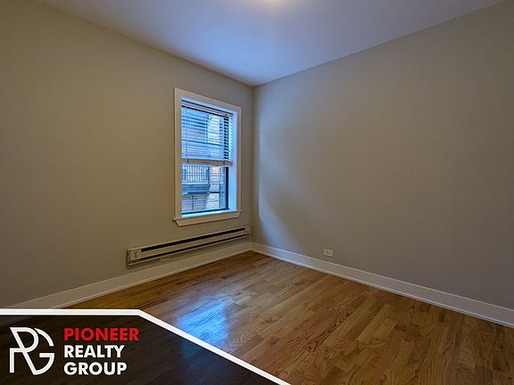 4th image of 3721 N Pine Grove Ave #3720-3726-W1