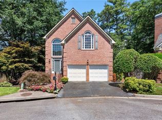 1536 Regency Walk Dr, Decatur, GA 30033