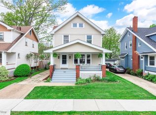 1262 Gladys Ave, Lakewood, OH 44107