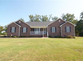 109 Carol Lyn Dr, Kings Mountain, NC 28086