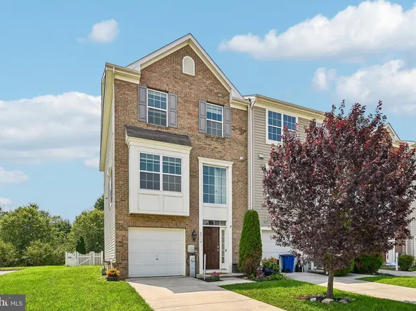 8518 Stansbury Lake Dr, Baltimore, MD 21222