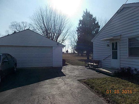 2nd image of 10695 New Carlisle Pike