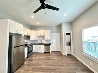 225 N Everton St APT 4, Houston, TX 77003