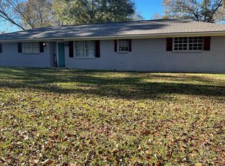141 Kaiser Lake Rd, Natchez, MS 39120