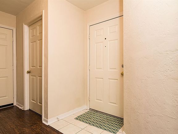 3rd image of 3818 NW 25th Ter