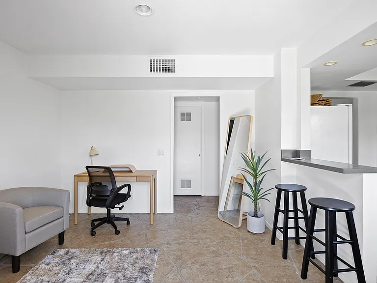 2345 Los Patos Dr — Photo 12