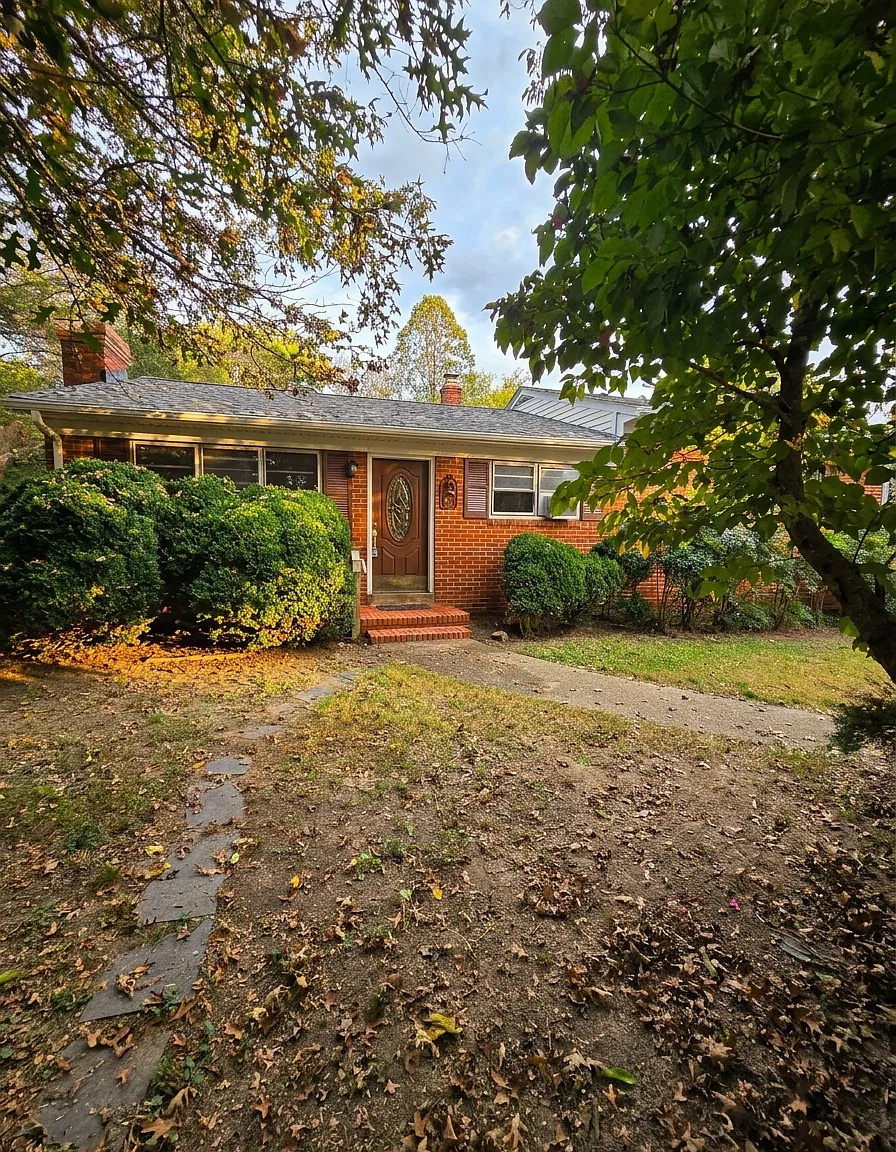 3 bed, 2.5 bath, 1509 sqft, $2,195 — Photo 1