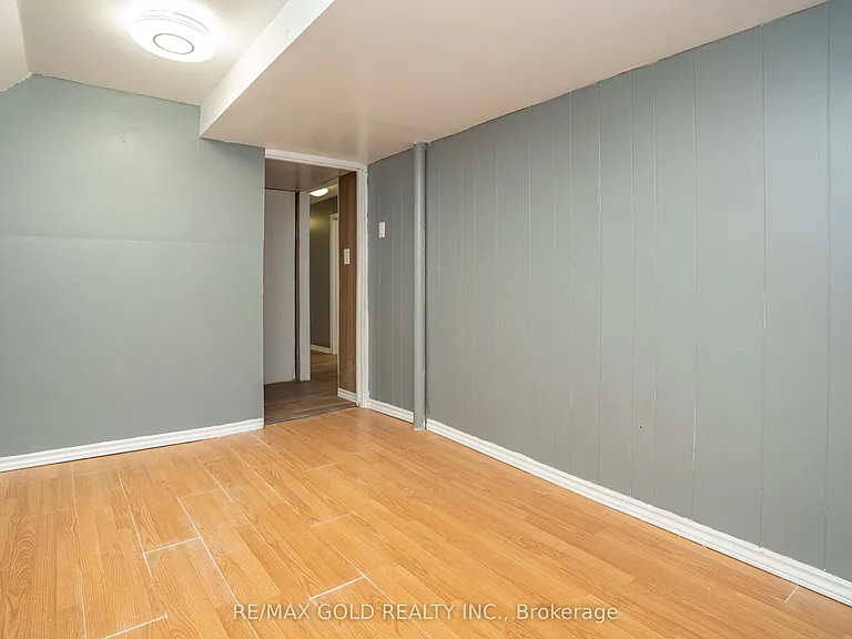 24 Bingham Rd — Photo 16