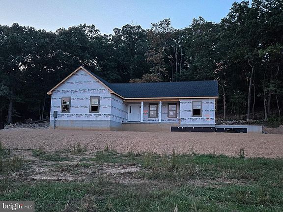 3rd image of 1091 Loop Rd