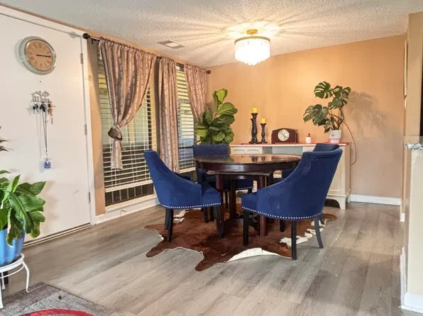 48 CLUB HOUSE Drive #202, Palm Coast, FL 32137