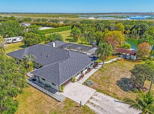 17324 Fox Trail Ln, Loxahatchee, FL 33470