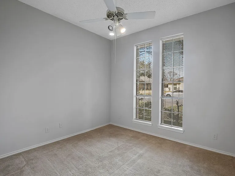 9738 Windham Dr — Photo 19