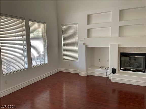 4th image of 54 Arcadian Shores St