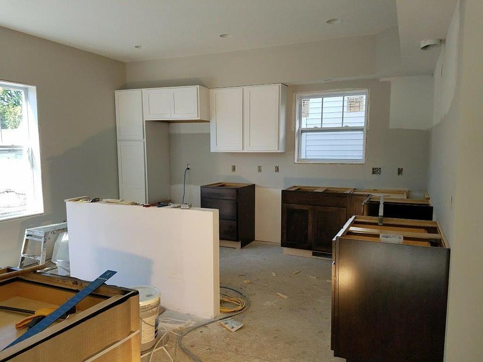 2nd image of 2926 Sheridan Ave N