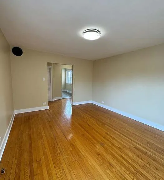 7320 S Kingston Ave #2W — Photo 3