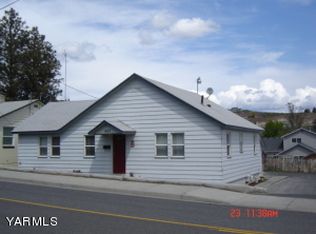 803 W Fremont Ave, Selah, WA 98942