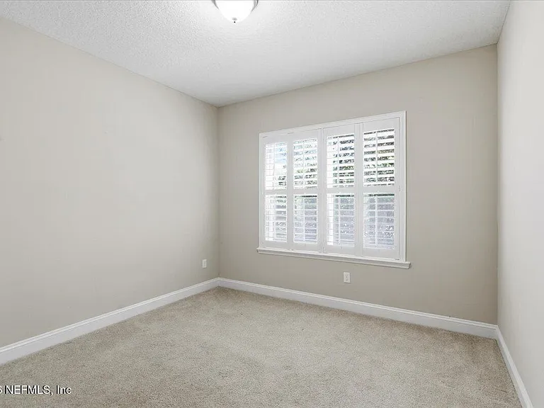 80 Oyster Bay Way — Photo 20