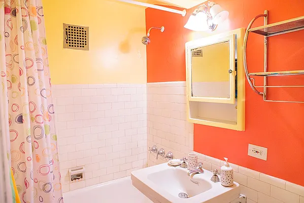 Rented by Keller Williams NYC | media 15