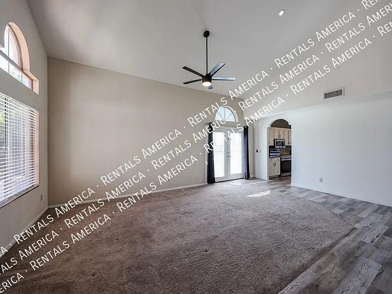 6101 W Whispering Wind Dr — Photo 4
