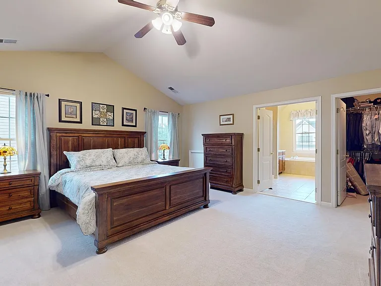 43911 Camellia St — Photo 25