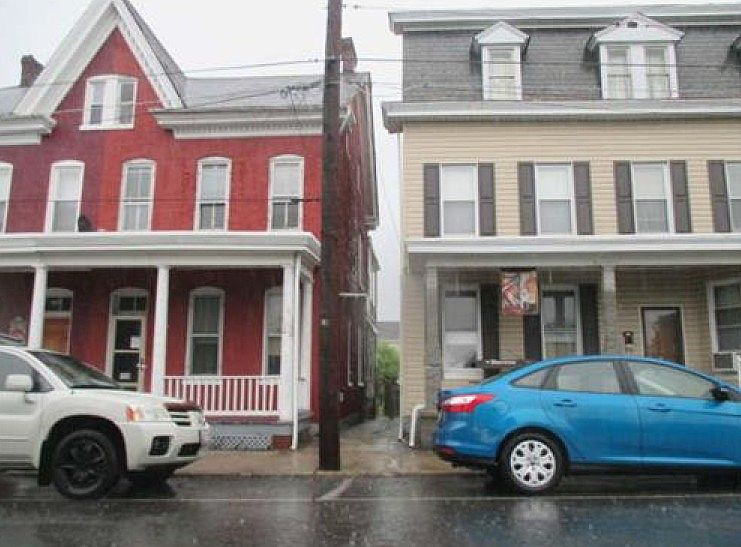 2nd image of 128 S Mulberry St