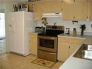5th image of 216 Lakeland Ct