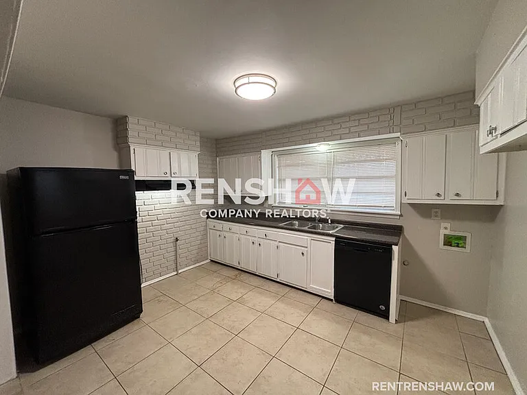 3238 Kenland Dr — Photo 4
