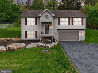 1121 State Rd, Duncannon, PA 17020