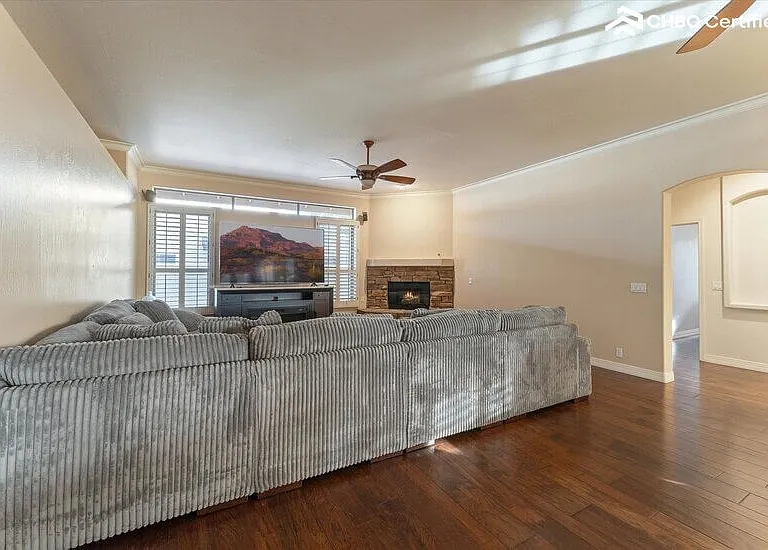 6445 W Fullam St — Photo 26