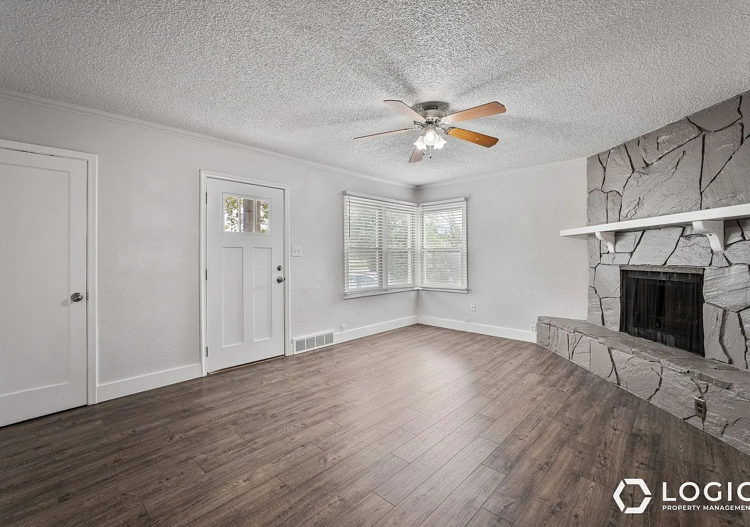 3 Bed / 1 Bath Upstairs Home for Rent in Clearfield, UT — Photo 4