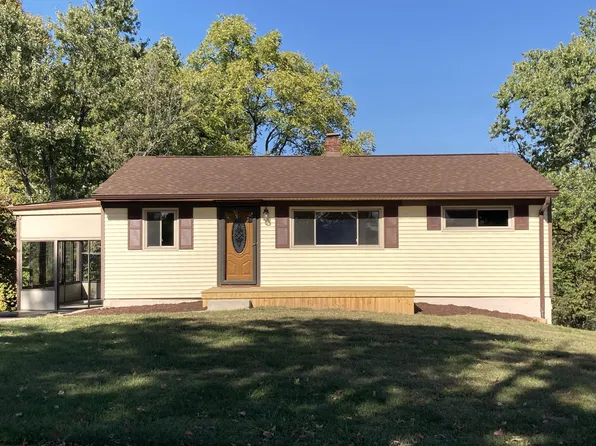 5 Dorothy Dr, Highland Heights, KY 41076