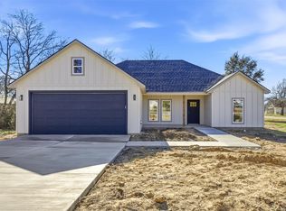 609 W Washington Ave, Whitney, TX 76692